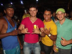 Oktober 10 Anos
